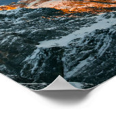 Glühender Berg bei Sonnenuntergang Poster (Ecke)