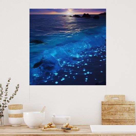 Glühender Strand mit biolumineszenter Wasserqualit Poster (Küche)