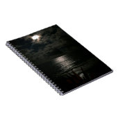 Glühendes Mondlicht, das auf dem Ozean reflektiert Notizblock (Rechte Seite)