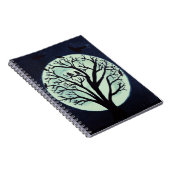 Glühendes Mondlicht mit alten Bäumen und Krähen Notizblock (Rechte Seite)