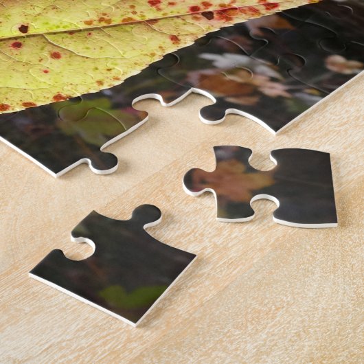 Glühendes Süße-Leaf im Wald Puzzle (Seite)