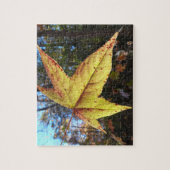 Glühendes Süße-Leaf im Wald Puzzle (Vertikal)