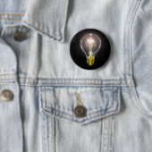Glühlampe auf Schwarzem 3-Zoll-Aufflackern Button (Beispiel)