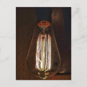 Glühlampe im Vintage-Stil Postkarte
