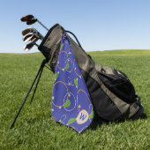 Glühwürmchen über Wasser Golf Handtuch (Gras)