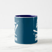 Gnar Whisperer Skiing Zweifarbige Tasse (Mittel)