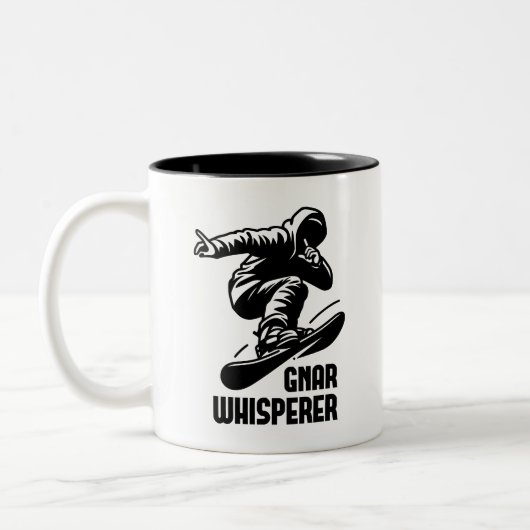 Gnar Whisperer Snowboarding Zweifarbige Tasse (Links)