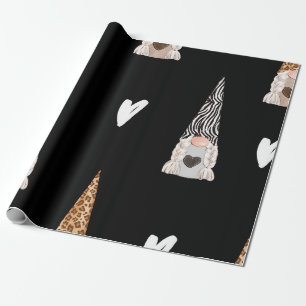 Gnome auf schwarzem Geschenkpapier