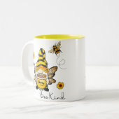 Gnome Bee Kind Sonnenblume Tasse (Vorderseite Links)