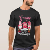 Gnome for the Holidays Three Gnomes Christmas Paja T-Shirt (Vorderseite)