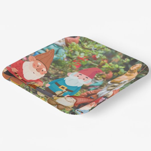 Gnome Garden Pappteller (Gewinkelt)