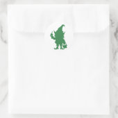 Gnome halten einen Apfel Runder Aufkleber (Tasche)