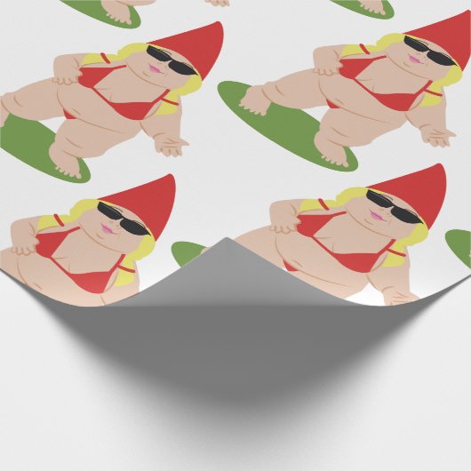 Gnome in Bikini Geschenkpapier (Ecke)