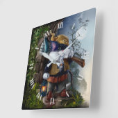 Gnome Katze mit Vorschlaghammer und Lampe geht zur Quadratische Wanduhr (Winkel)