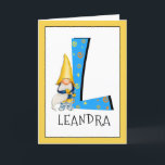 Gnome Kids Letter L Name and Age Birthday Gruß Karte<br><div class="desc">Klicken Sie auf "Anpassen", um die Randfarbe zu ändern. Wenn Sie den Namen und das Alter eines Geburtstagsmädchens oder eines Jungen zu unserer Monogrammkarte hinzufügen, erstellen Sie einen einmaligen, speziell für Kinder gestalteten Geburtstagsgruß. Neben dem großen blauen Buchstaben mit gelben und orangefarbenen Sternen und Spiralen zu stecken ist eines unserer...</div>