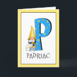 Gnome Kids Letter P Name and Age Birthday Gruß Karte<br><div class="desc">Klicken Sie auf "Anpassen", um die Randfarbe zu ändern. Wenn Sie den Namen und das Alter eines Geburtstagsmädchens oder eines Jungen zu unserer Monogrammkarte hinzufügen, erstellen Sie einen einmaligen, speziell für Kinder gestalteten Geburtstagsgruß. Neben dem großen blauen Buchstaben mit gelben und orangefarbenen Sternen und Spiralen zu stecken ist eines unserer...</div>