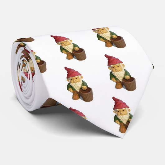 Gnome, Krawatte (Gerollt)