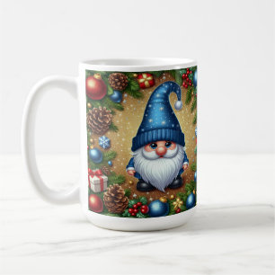 Gnome mit Weihnachtsdekorationen und Pinecones Kaffeetasse