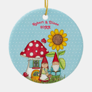 Gnome-Paare im Garten auf blauem Hintergrund Keramik Ornament