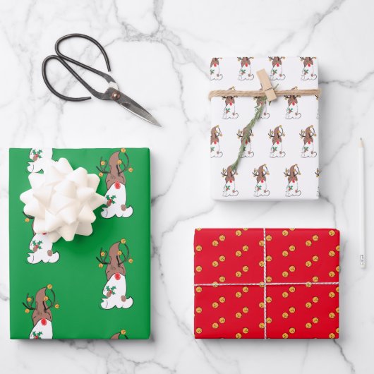 Gnome Reindeer Geschenkpapier Set (Vorderseite)