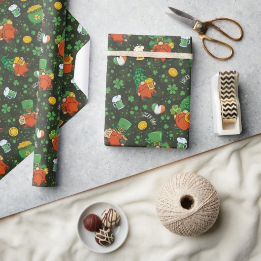 Gnome St. Patrick's Day Wrapping Paper Geschenkpapier (Kunsthandwerk)