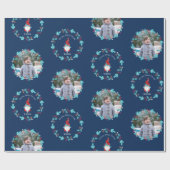 Gnome Sweet Gnome Blumenkreath Custom Foto Blue Geschenkpapier (Flach)