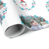 Gnome Sweet Gnome Blumenreath Niedliches Foto Geschenkpapier (Rolleneckpunkt)