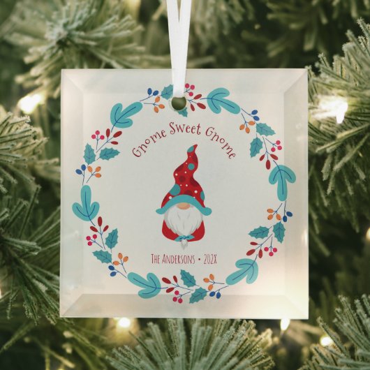 Gnome Sweet Gnome Elf Blumenreath Whimsical Fun Ornament Aus Glas (Insitu)