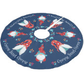 Gnome Sweet Gnome Niedlich Modern Simple Holiday B Polyester Weihnachtsbaumdecke (Schrägansicht)