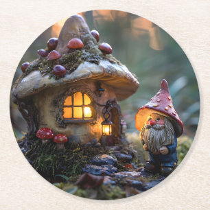 Gnome und ein Pilzhaus, Fantasy Design Runder Pappuntersetzer
