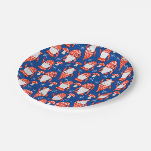 Gnome-Weihnachtsrot nordisch-modern Pappteller (Schrägansicht)