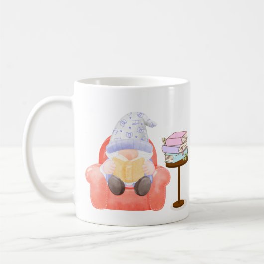 Gnome with a Little Light Reading on a  Kaffeetasse (Links)