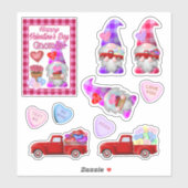 Gnomes mit kleinen roten LKWs Valentinkleber Aufkleber (Blatt)