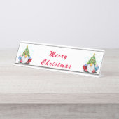 Gnomes mit Weihnachtsbaumhut und Geschenken Schreibtischnamensplakette (Vorderseite )