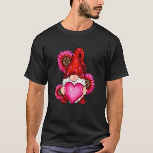 Gnomes Nurse Holding Hearts Stethoscope Cute Valen T-Shirt (Vorderseite)
