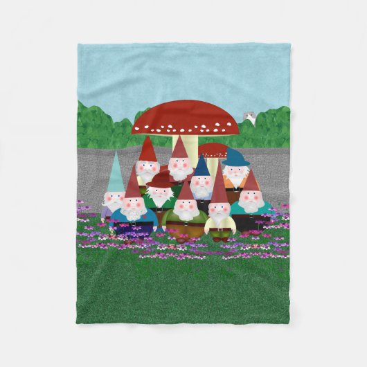 Gnomes Small Fleece Blanket (Vorderseite)