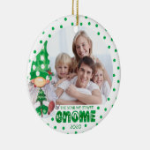 Gnomes THE YEAR BLEIBE ZUHAUSE Foto Green Dot Keramik Ornament (Rechts)