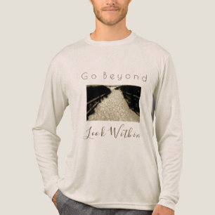 "Go Beyond" Beach Eingang Brown Sepia Foto Tri-Blend Shirt