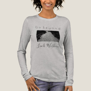 "Go Beyond" Strandzugang Schwarz Foto Tri-Blend Shirt