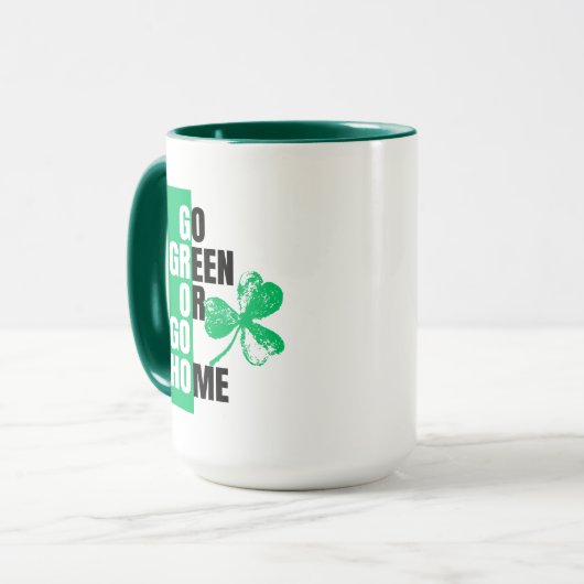 Go Green oder Go Zuhause St. Patrick's Tasse (Vorderseite Links)