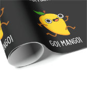 Go Mango Funny Running Mango Pun Dark BG Geschenkpapier (Rolleneckpunkt)