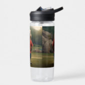 "Goal-Scoring Capybara: Der ultimative Fußballstar Trinkflasche (Links)