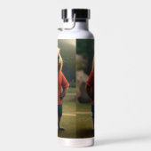 "Goal-Scoring Capybara: Der ultimative Fußballstar Trinkflasche (Rechts)