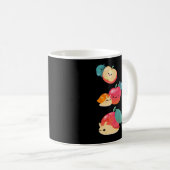 Goblincore Apfelschnecke Kaffeetasse (VorderseiteRechts)