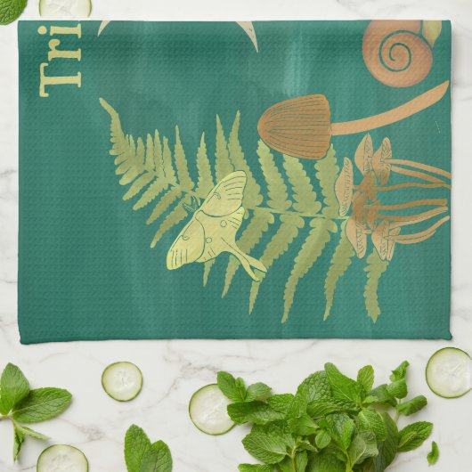 Goblincore Schnecke und Pilze Personalisiert Geschirrtuch (Gefaltet)