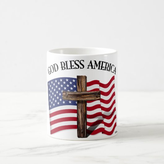 GOD BLESS AMERICA mit robustem Kreuz und US-Flagge Kaffeetasse (Mittel)