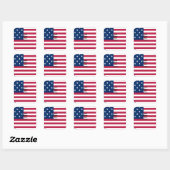 God Bless Our Zuhause: USA Flag Swirl Art Quadratischer Aufkleber (Blatt)