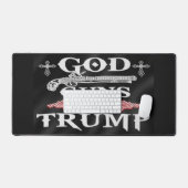 GOD GUNS & TRUMP SCHREIBTISCHUNTERLAGE (Tastatur & Maus)