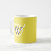 GOD HAT DIE LETZTE SAY Monogram Scripture Yellow Kaffeetasse (Vorderseite Links)