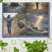 God With Us Geschirrtuch (Gefaltet)